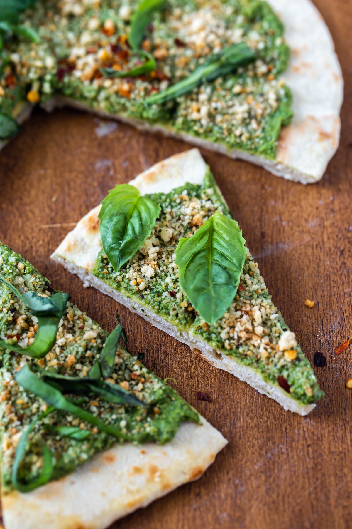 Vegan Pesto Flatbread Pizza